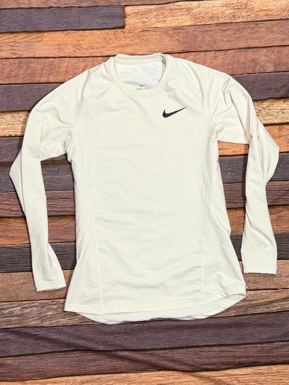 Nike Dri-Fit Fitted White Athletic Sports Workout Gym Mens Shirt